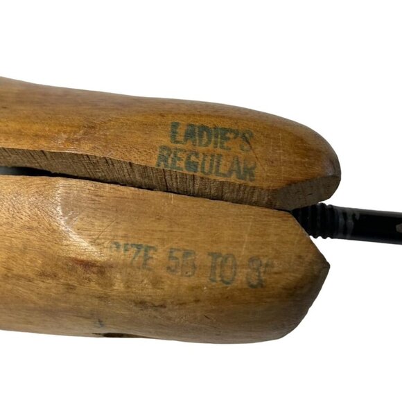 Wooden Shoe Tree Stretcher Expander Men Women u - Picture 3 of 4